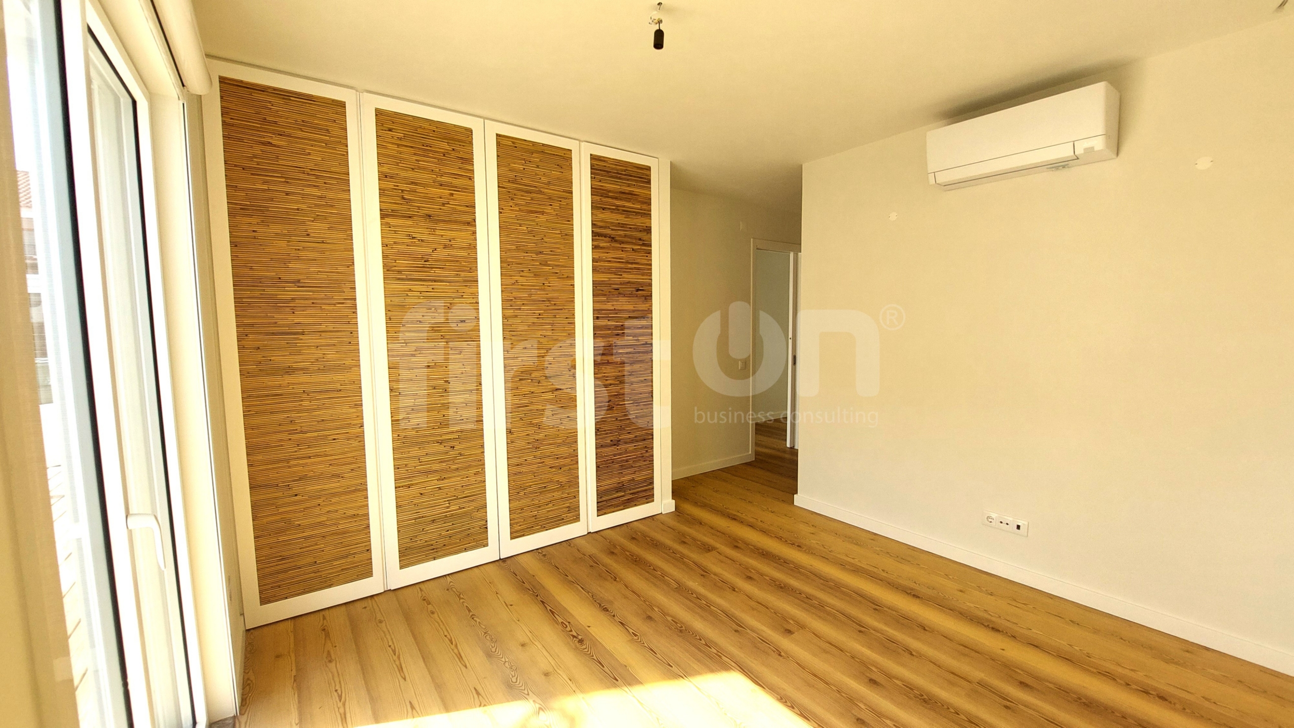 Moradia T4 Duplex com Piscina, Alcácer do Sal [FO1]