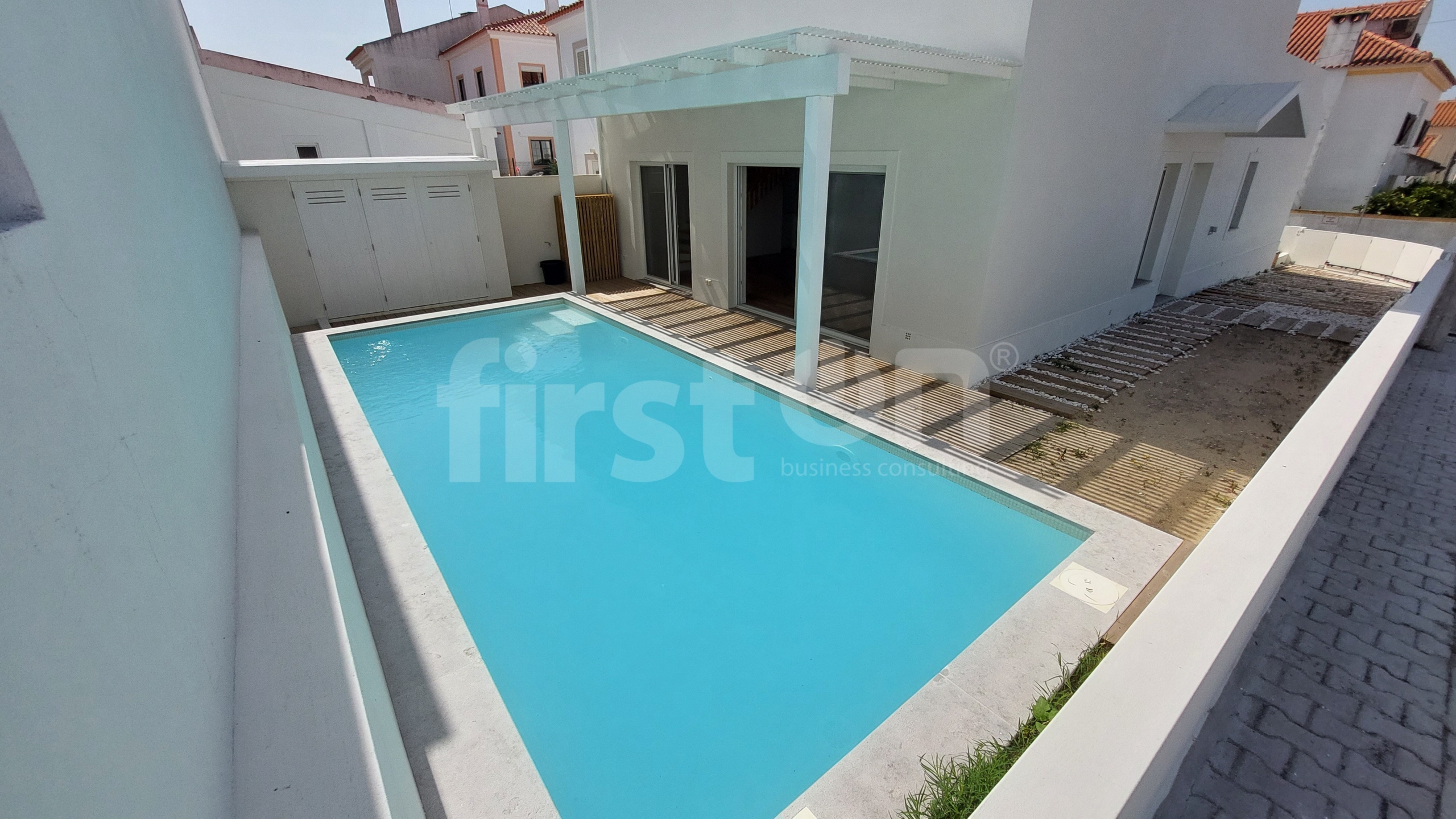 Moradia T4 Duplex com Piscina, Alcácer do Sal [FO1]